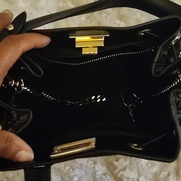 Bucket bag black/Gold - Picture 6 of 10